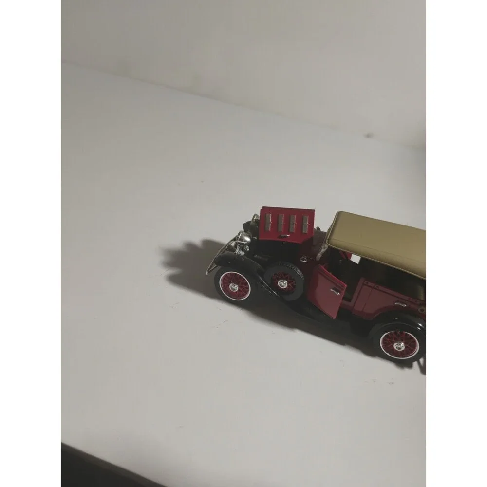 1932 CHEVY CONFEDERATE SERIES NATIONAL MOTOR MUSEUM 1:32 OPENING DOORS &  HOOD
